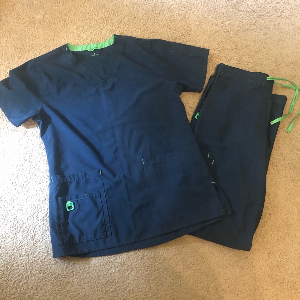 Carhartt Scrub Set